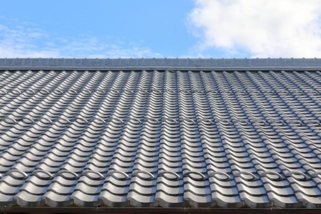 凹凸がある屋根や重い屋根、劣化が進んだ屋根
